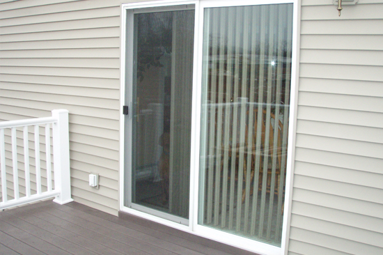 Salida-screen-door-repair